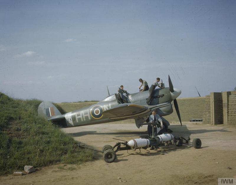 Typhoon By RAF official - This is photograph TR 1091 from the collections of the Imperial War Museums., Public Domain, https://commons.wikimedia.org/w/index.php?curid=3131686
